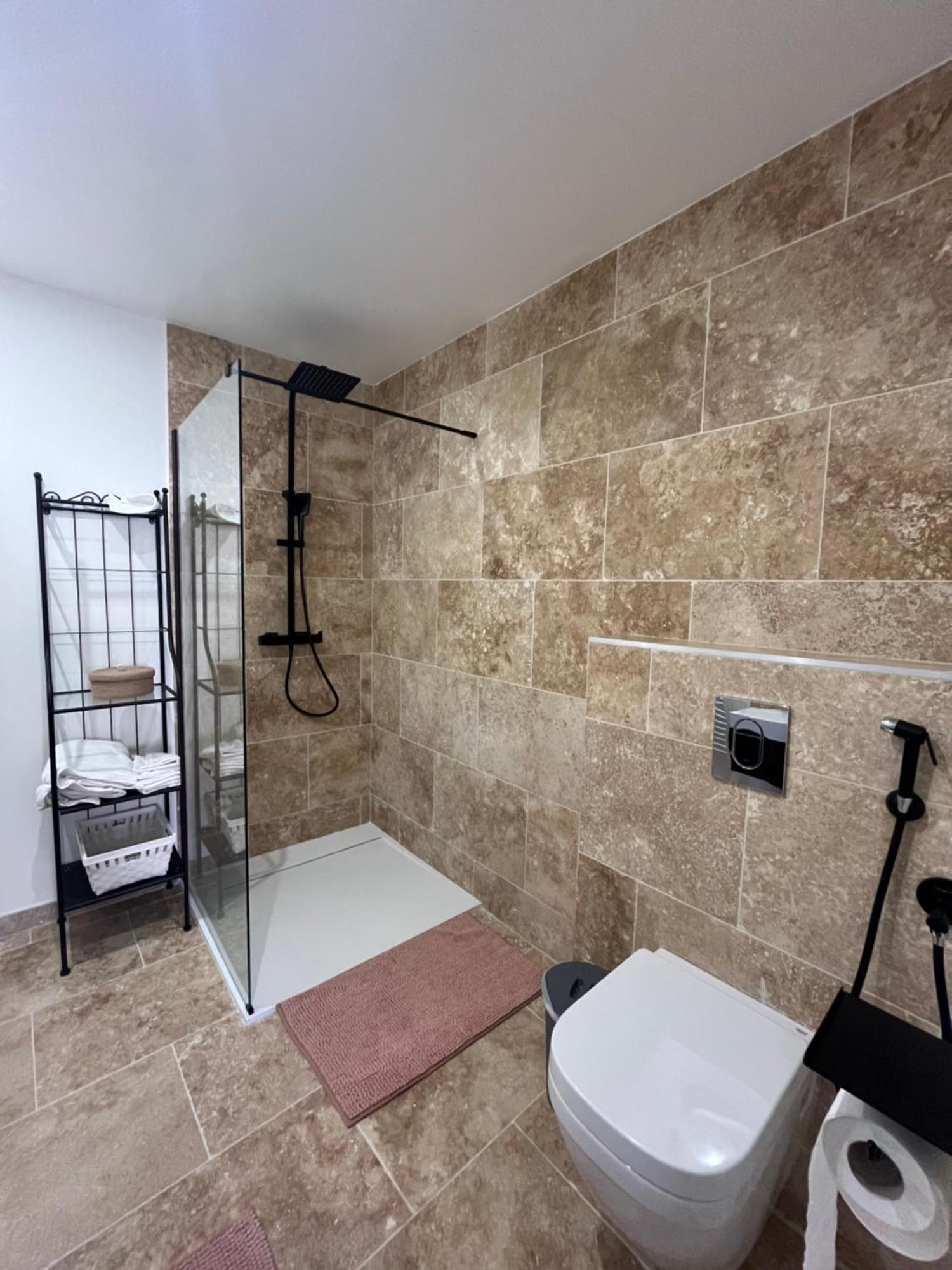 Repaire - Le Repaire De Maltus "Gites & Spa" Lussac  Extérieur photo